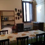Salento. Il Giardino In Piazza Galugnano