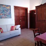 Salento. Il Giardino In Piazza Oda ve Kahvaltı