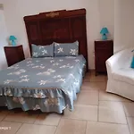 Salento. Il Giardino In Piazza Oda ve Kahvaltı Galugnano
