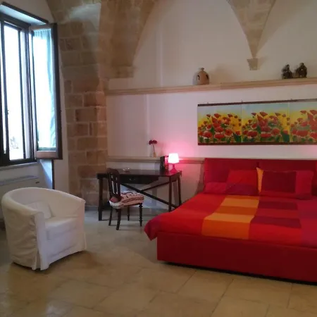 Salento. Il Giardino In Piazza Bed & Breakfast 3*