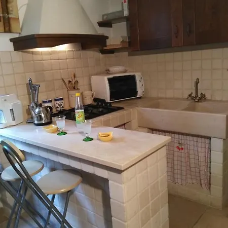 Salento. Il Giardino In Piazza 3* Galugnano