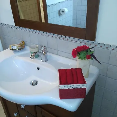 Salento. Il Giardino In Piazza 3* Galugnano