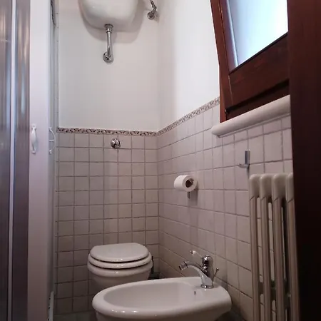 Salento. Il Giardino In Piazza Panzió 3*