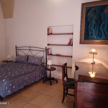 Bed & Breakfast Salento. Il Giardino In Piazza Galugnano