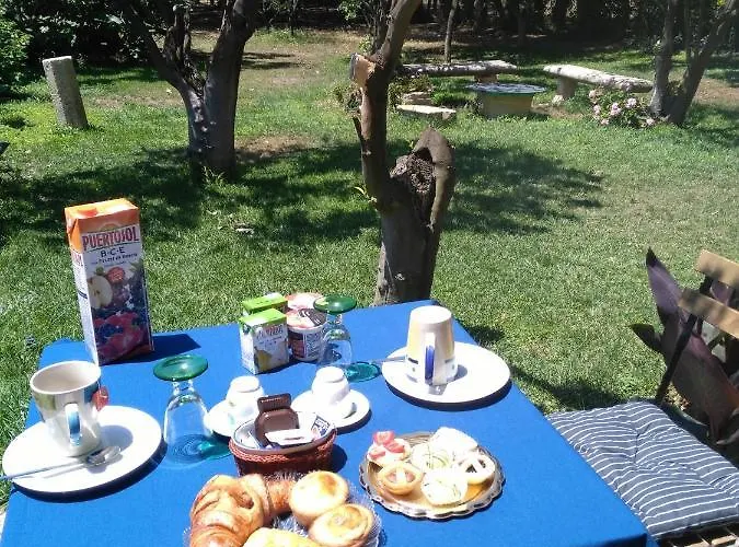 ベッド・アンド・ブレックファスト Salento. Il Giardino In Piazza 3*